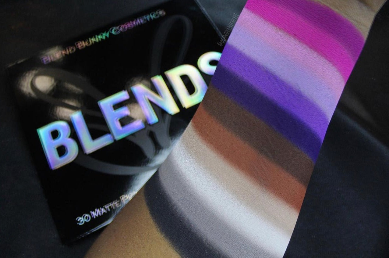 BLENDS PALETTE (MAGNETIC PANS)