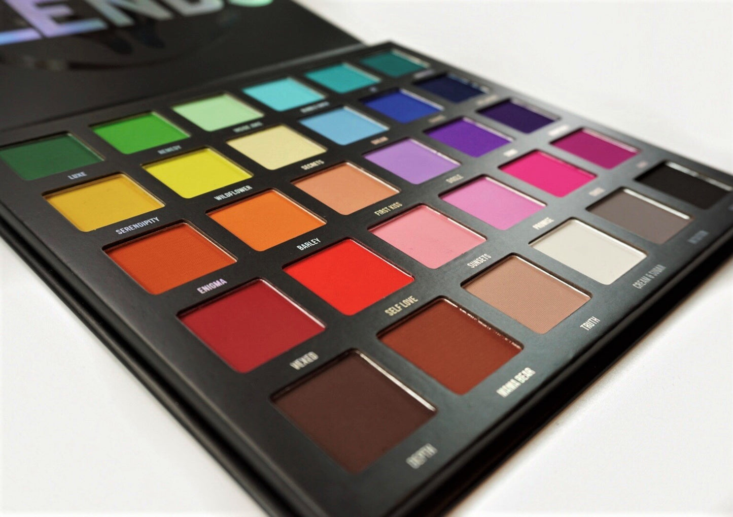 BLENDS PALETTE (MAGNETIC PANS)