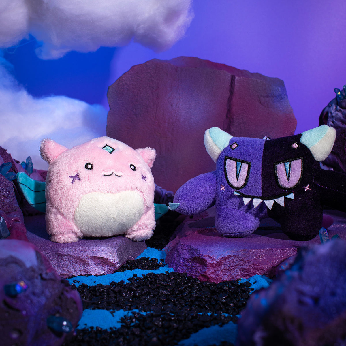ROBERT WELSH GLEAM X GLOOM PLUSH KEYCHAINS