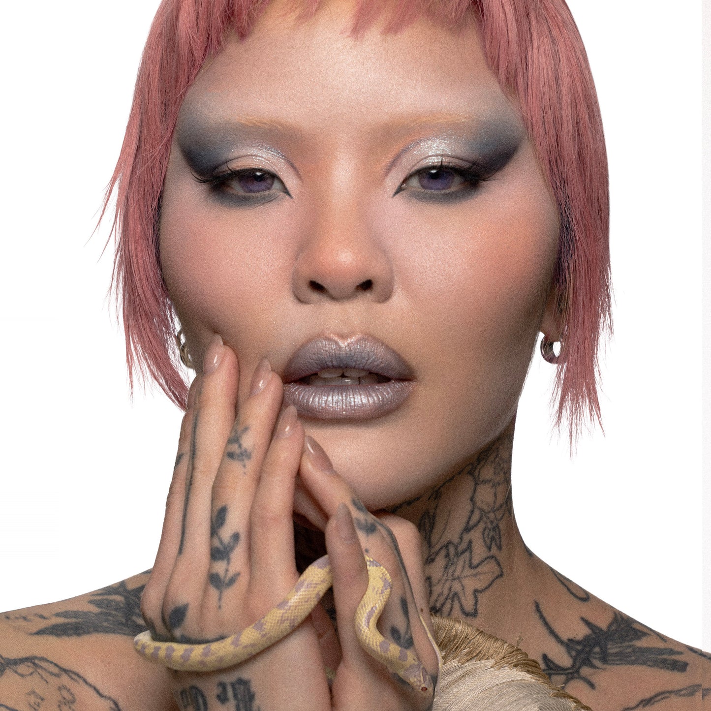MEI PANG X BLEND BUNNY FLORA PALETTE (MAGNETIC PANS)